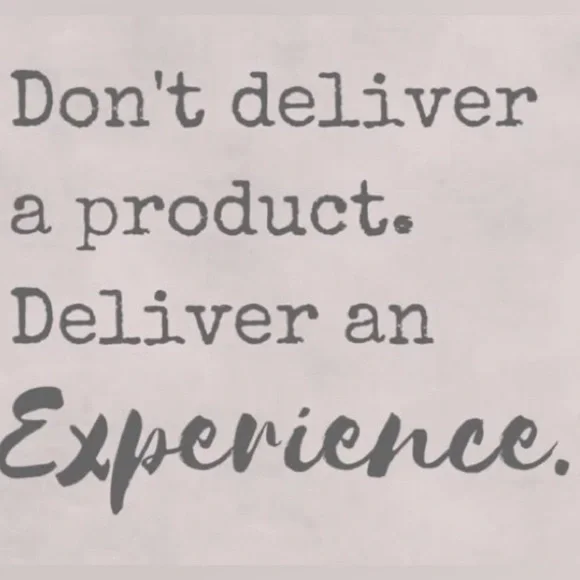 BETSEY JOHNSON ~ Large Black Quilted Hearts Handbag with Polka Dot Twilly - Picture 7 of 7